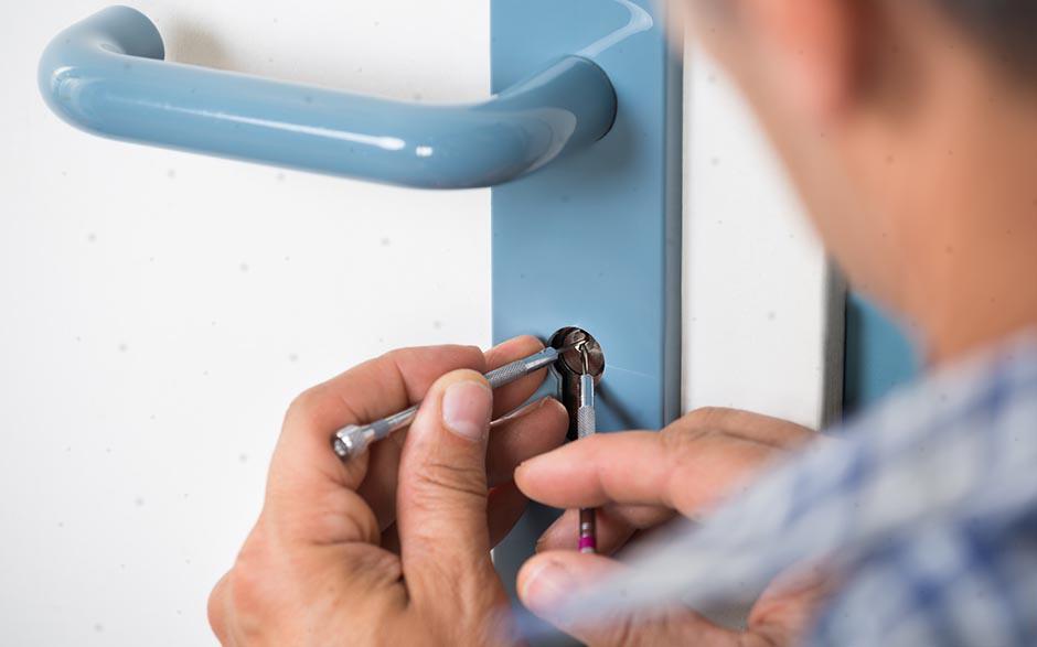ouvrir une porte blindée claquée Issy-les-Moulineaux